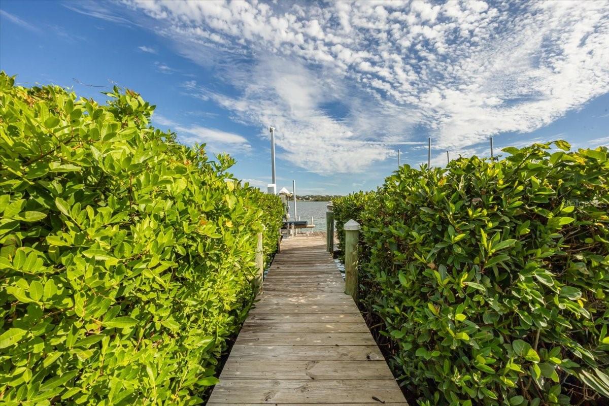 CASEY KEY - Residential