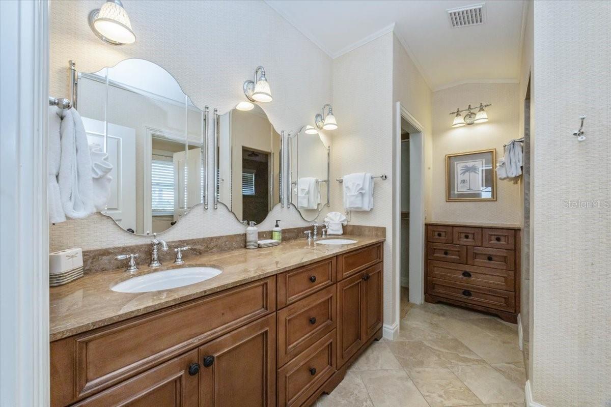 CASEY KEY - Residential