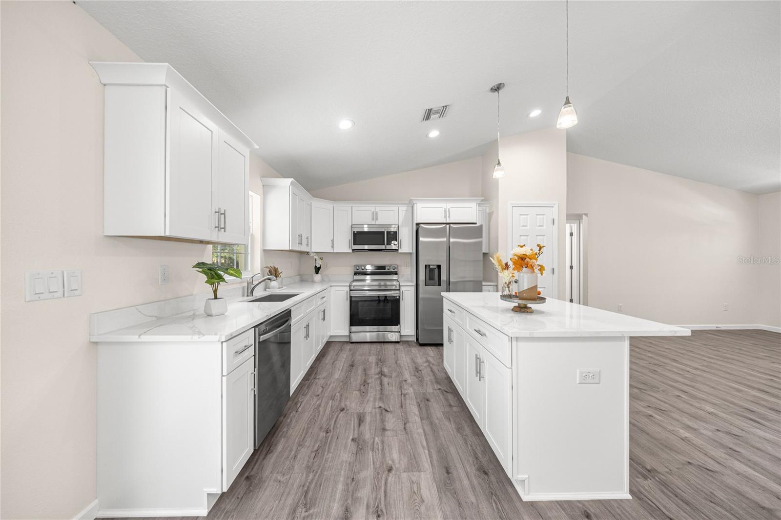 CITRUS SPGS UNIT 16 - Residential