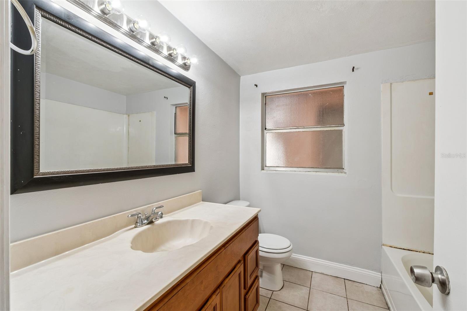 SUNLAND ESTATES 1ST ADD - Residential