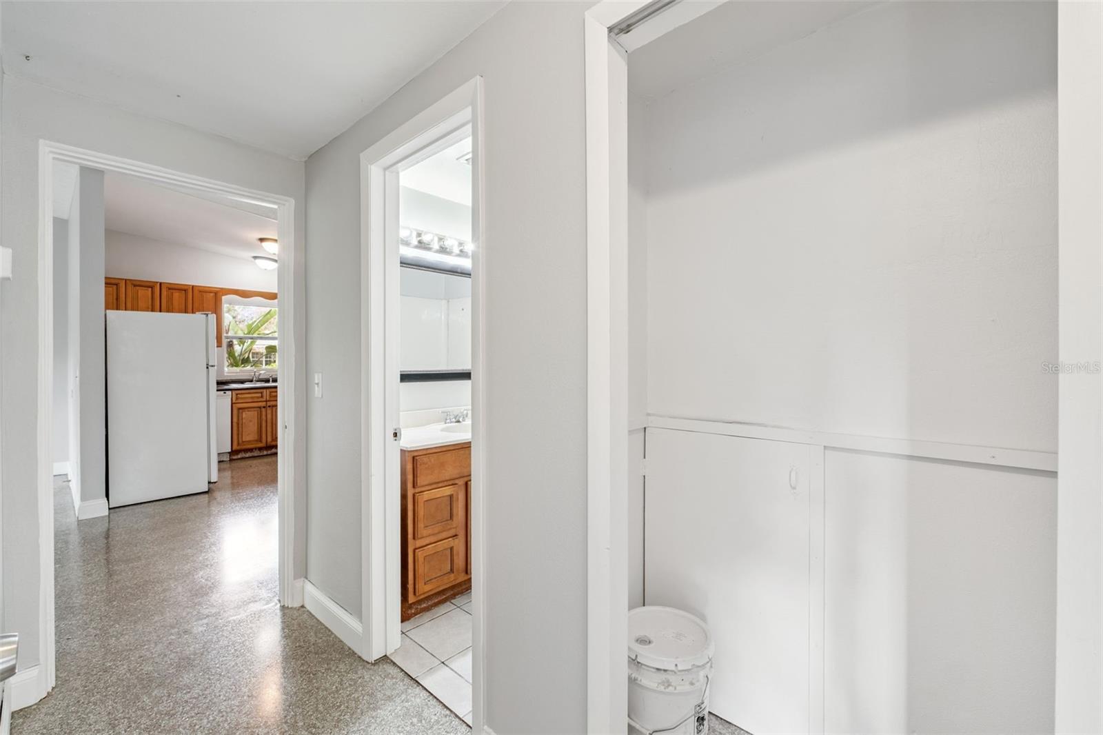 SUNLAND ESTATES 1ST ADD - Residential