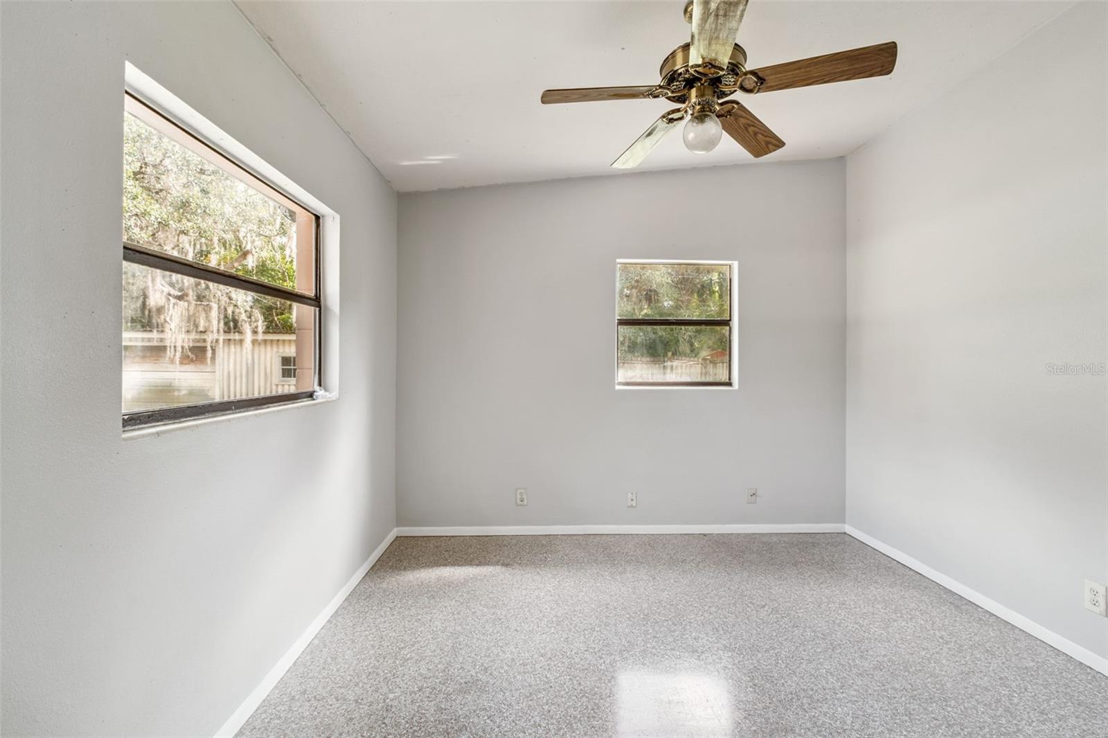 SUNLAND ESTATES 1ST ADD - Residential