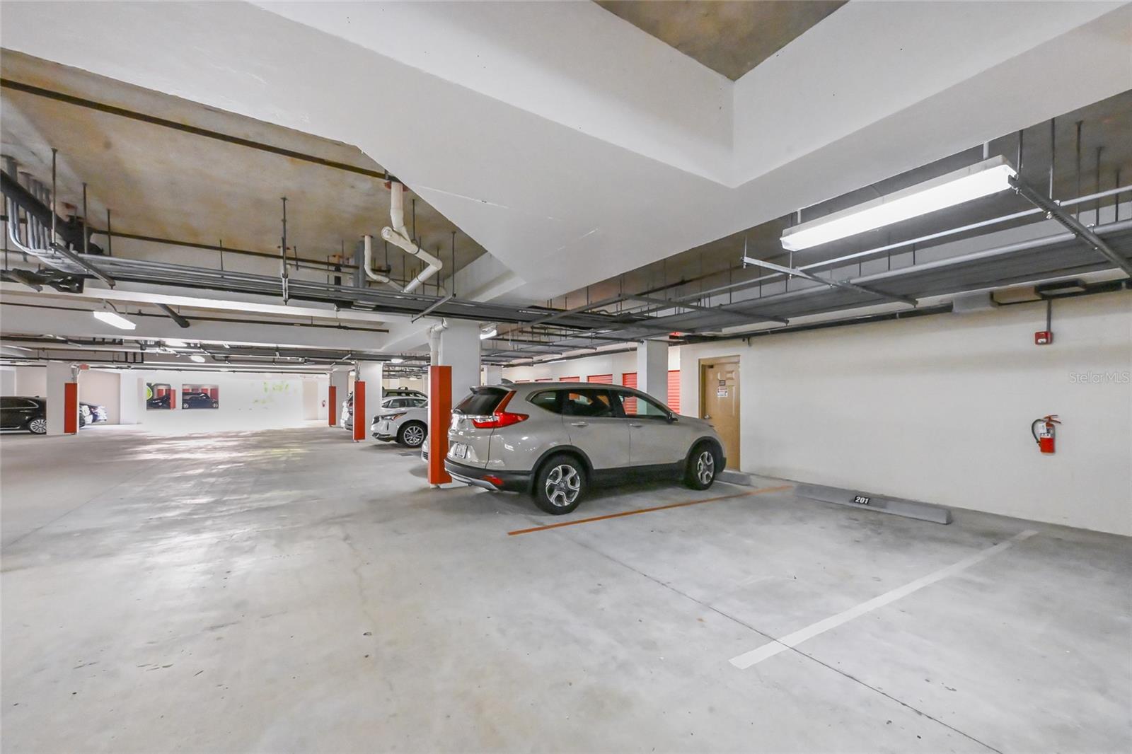 LAKE VISTA RESIDENCES PH II - Residential