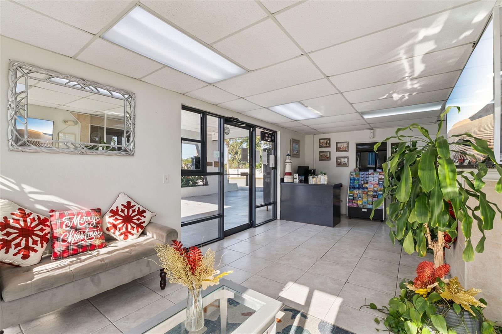 ACREAGE & UNREC - Commercial Sale