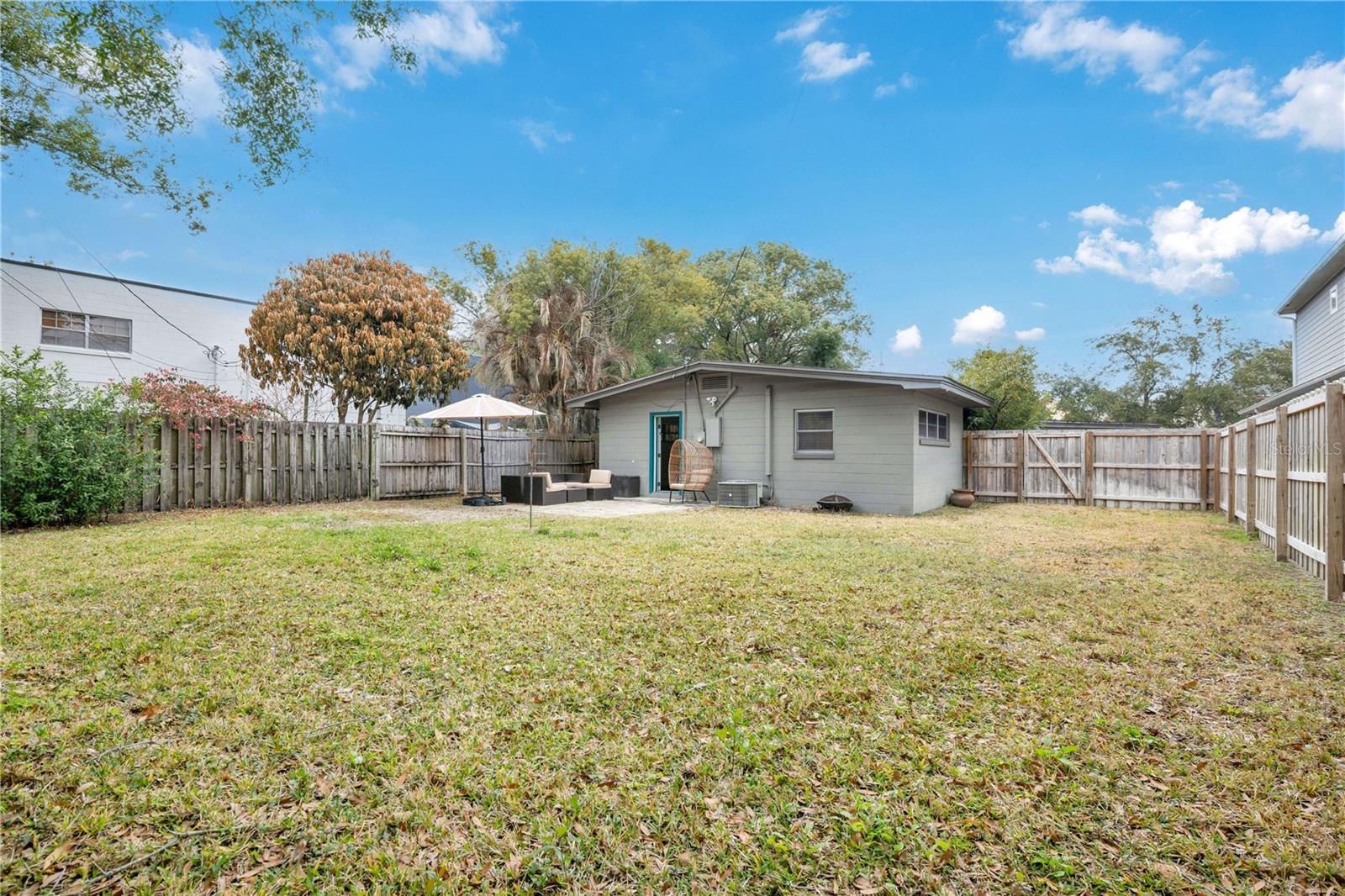 SEVILLE PARK - Residential