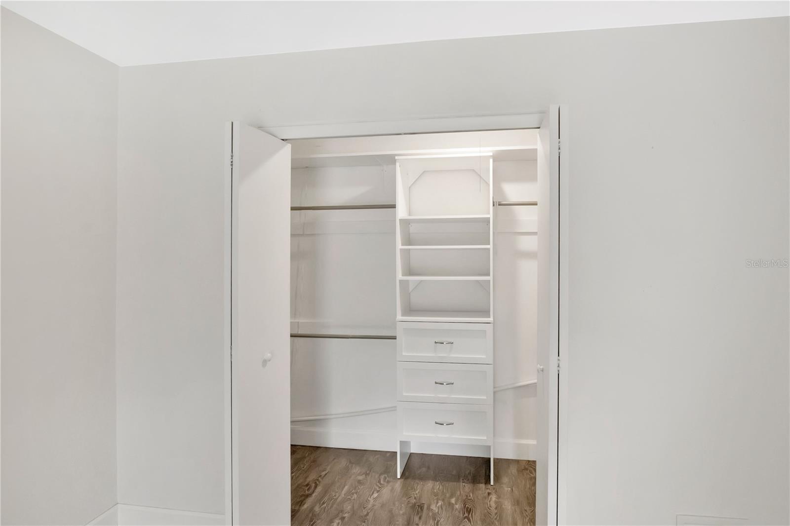 SEVILLE PARK - Residential