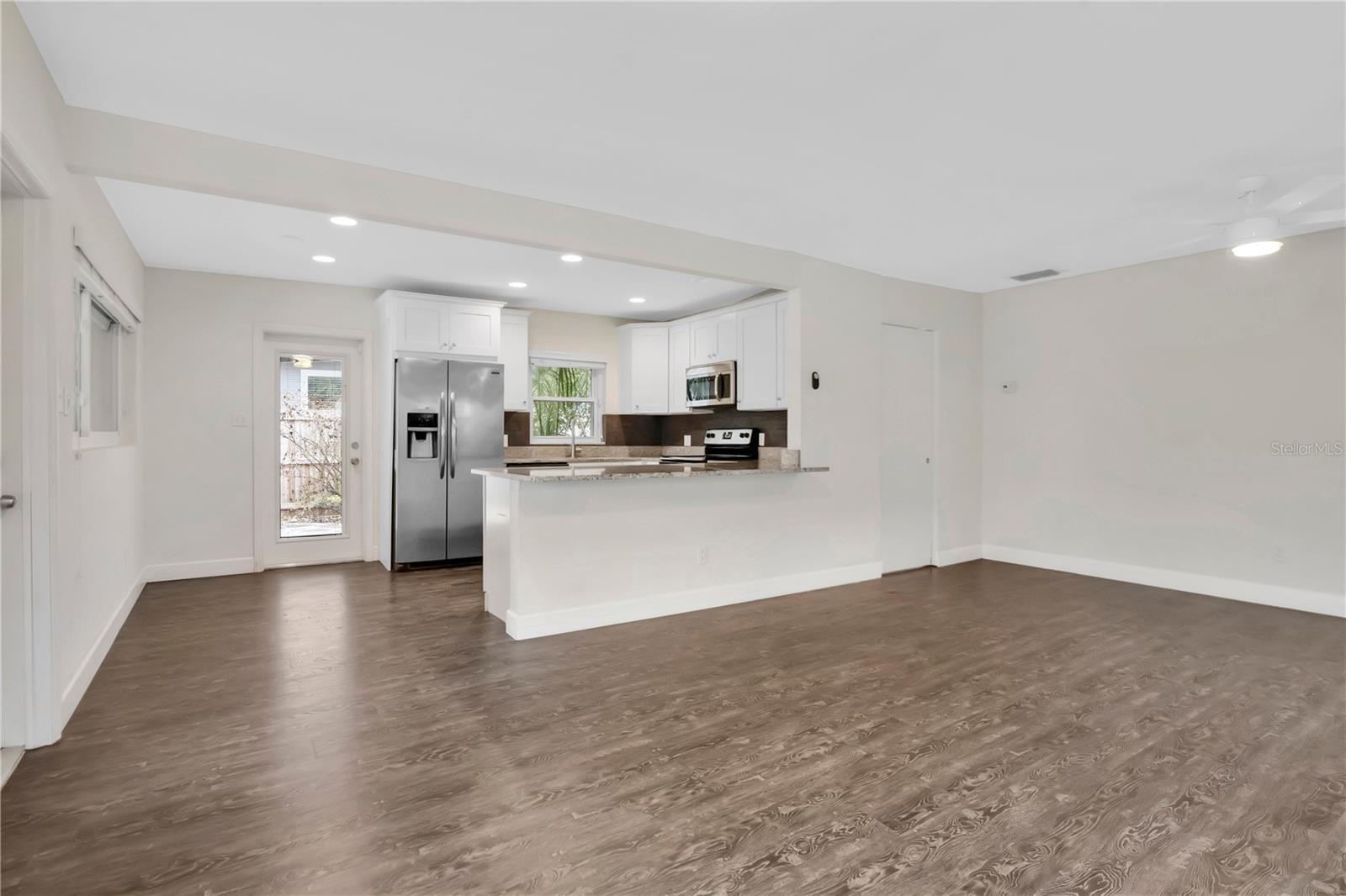 SEVILLE PARK - Residential