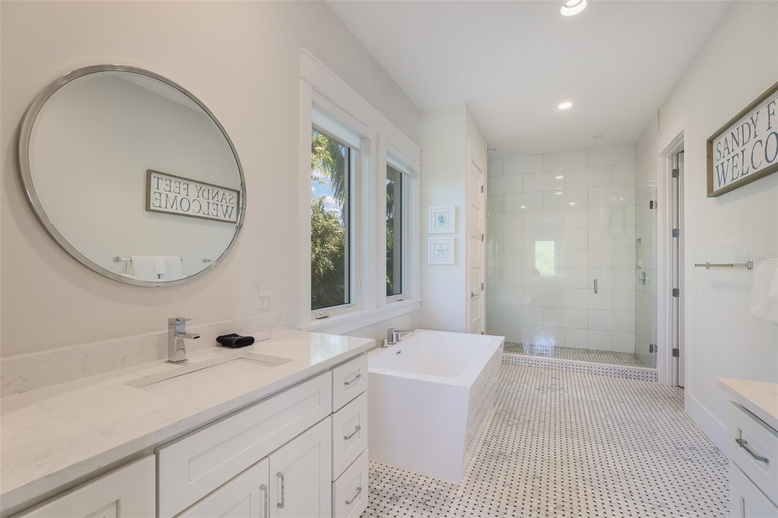 BIMINI BAY ESTATES - Residential