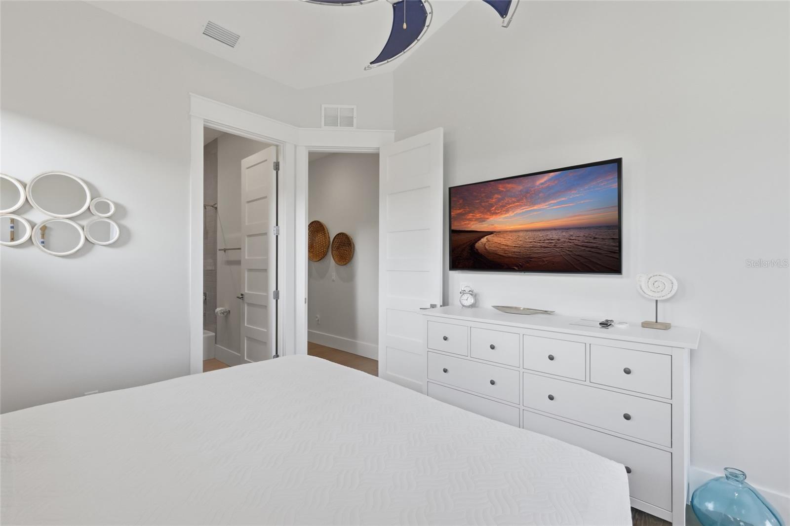 BIMINI BAY ESTATES - Residential