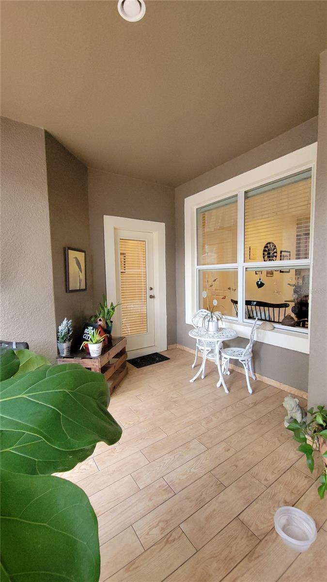 1564 BLUE GRASS BOULEVARD