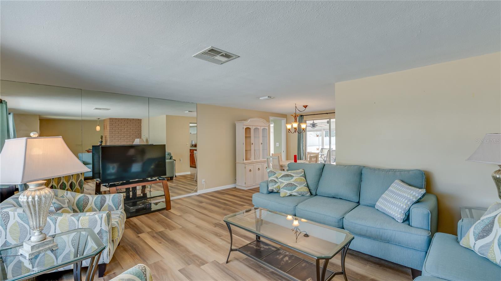 RIVERSIDE HEIGHTS - Residential