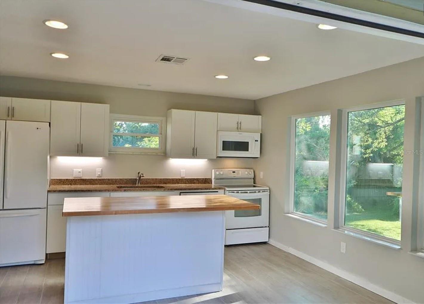 DOWD PARK - Residential