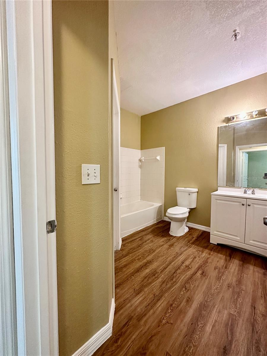 BORDEAUX CONDOMINIUM - Residential Lease