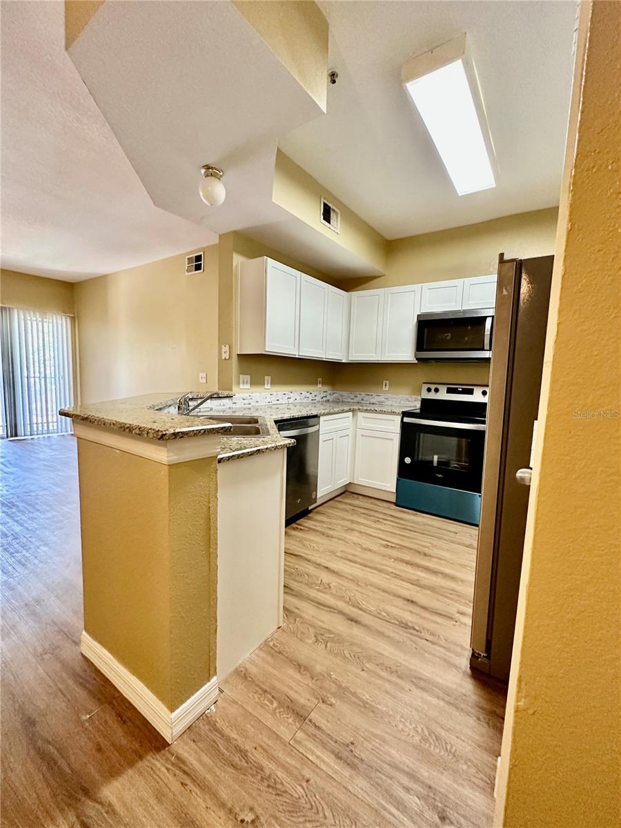BORDEAUX CONDOMINIUM - Residential Lease