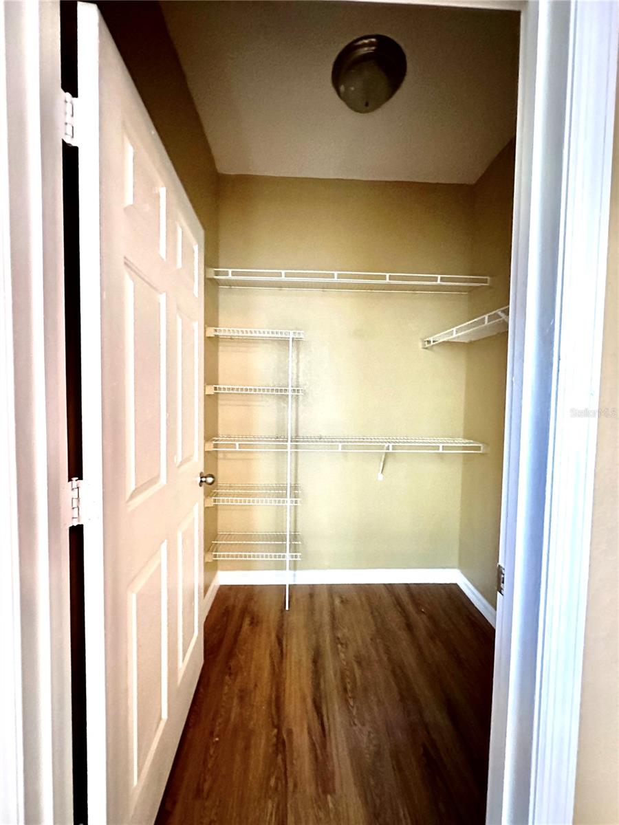 BORDEAUX CONDOMINIUM - Residential Lease