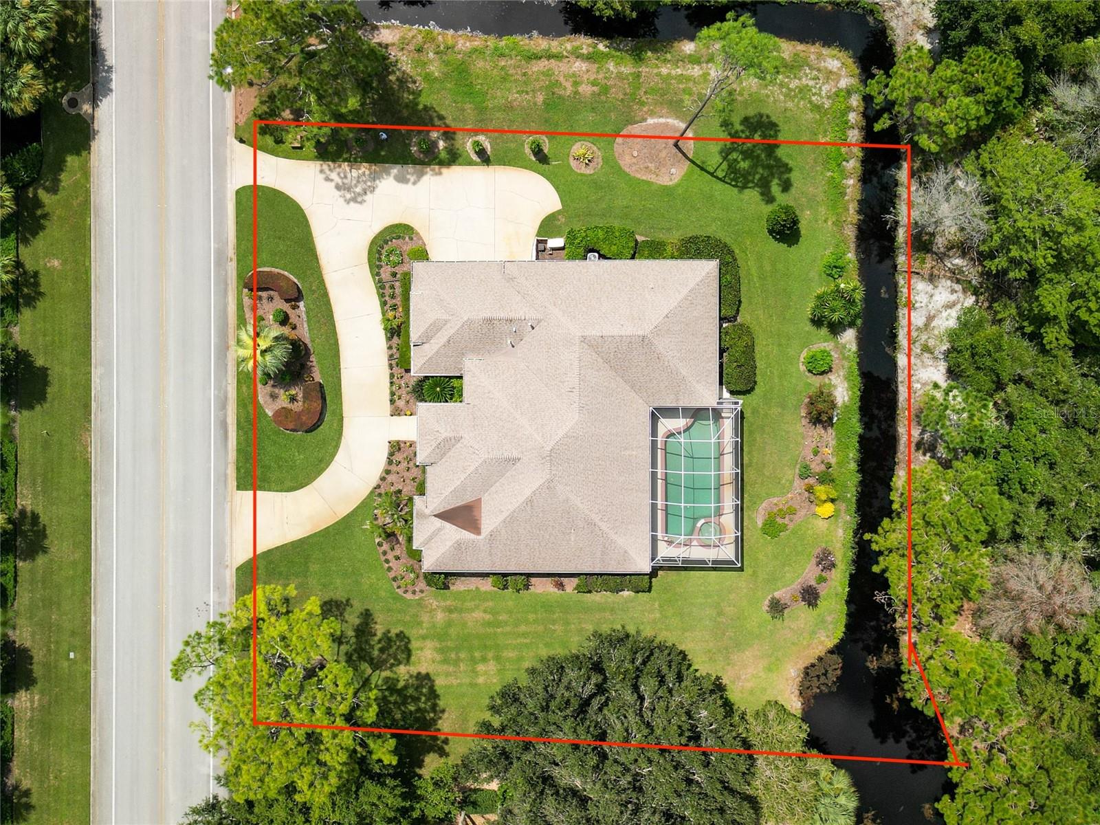 1162 CLUB HOUSE BOULEVARD