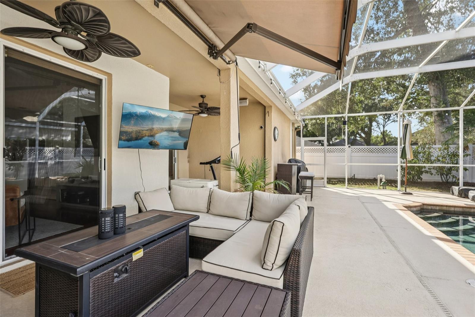 MEADOW WOODS RESERVE - Residential