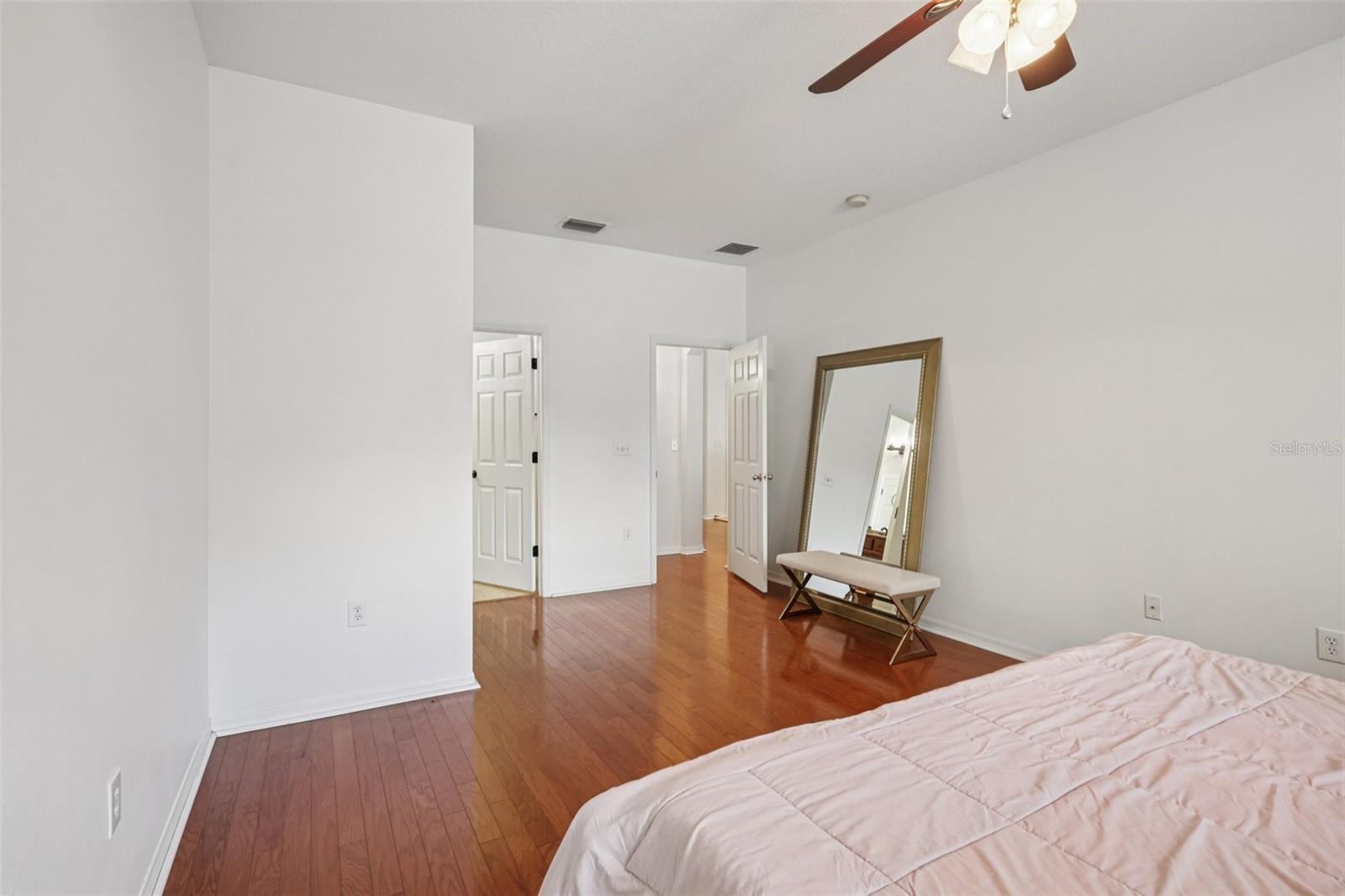 MEADOW WOODS RESERVE - Residential