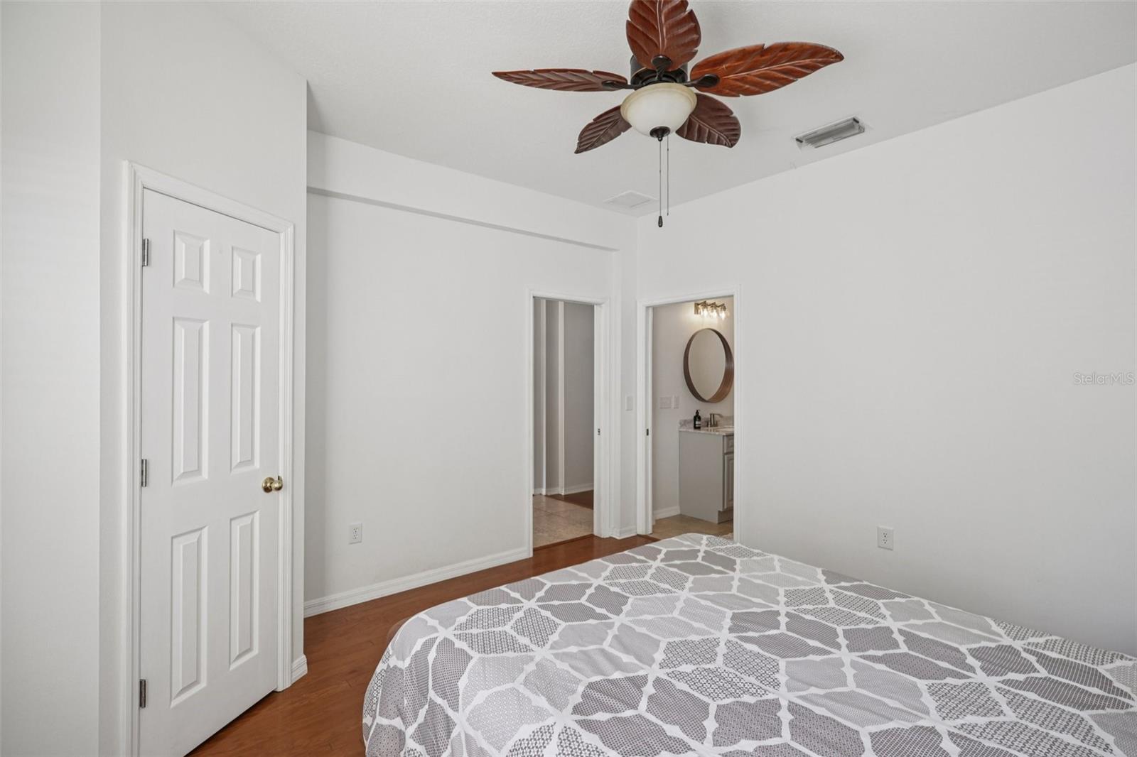 MEADOW WOODS RESERVE - Residential