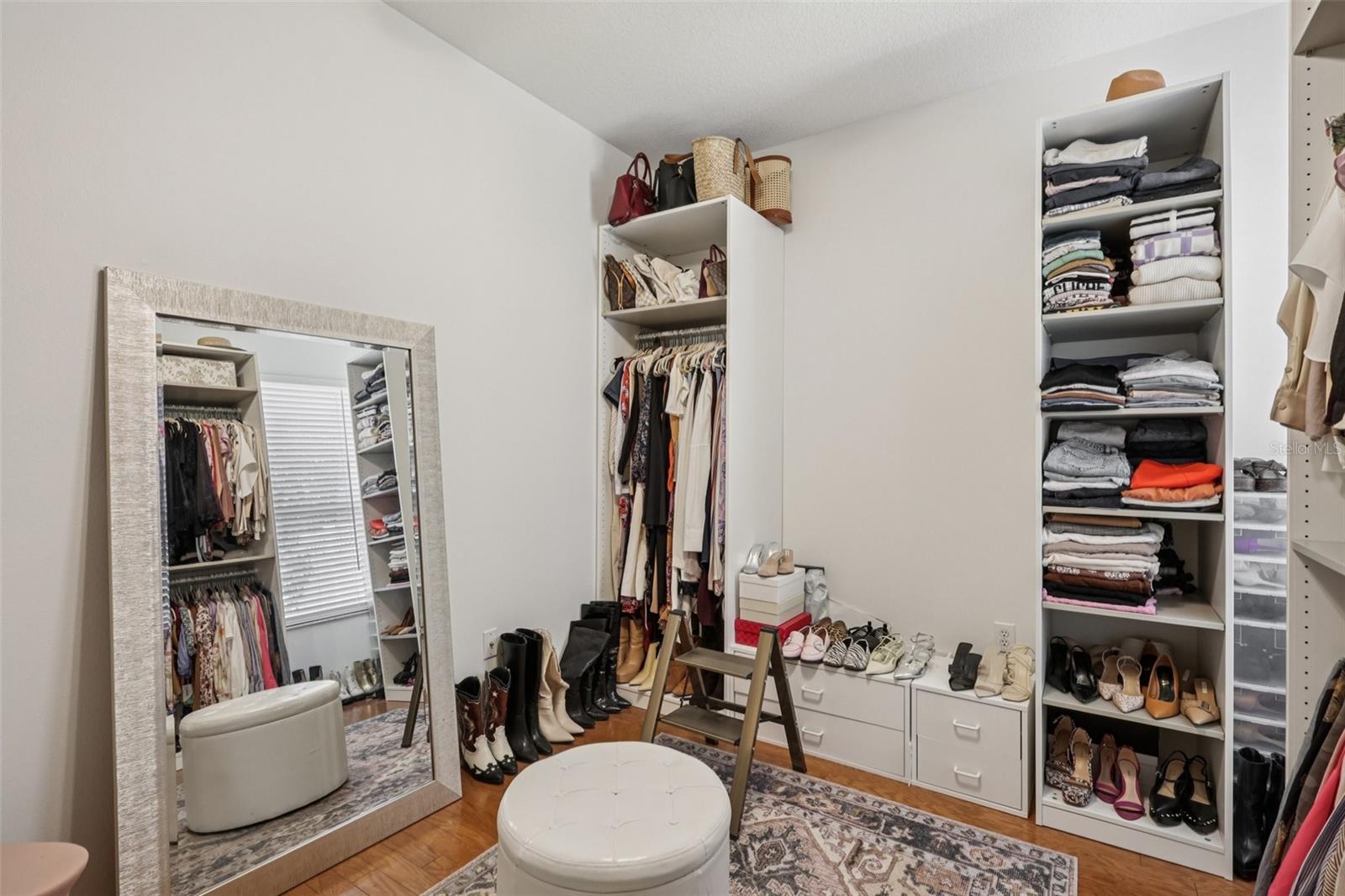 MEADOW WOODS RESERVE - Residential