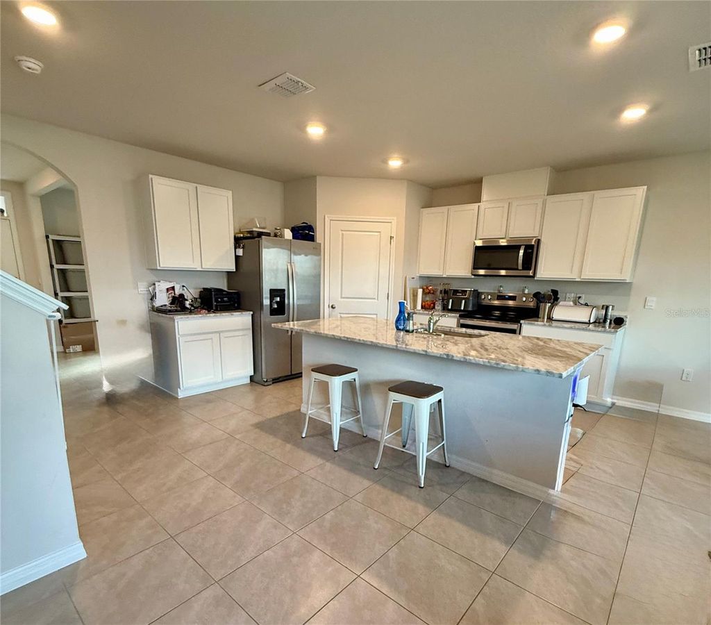 Photo of 18011 Canopy Place, Bradenton, FL 34211 (MLS # A4686945)