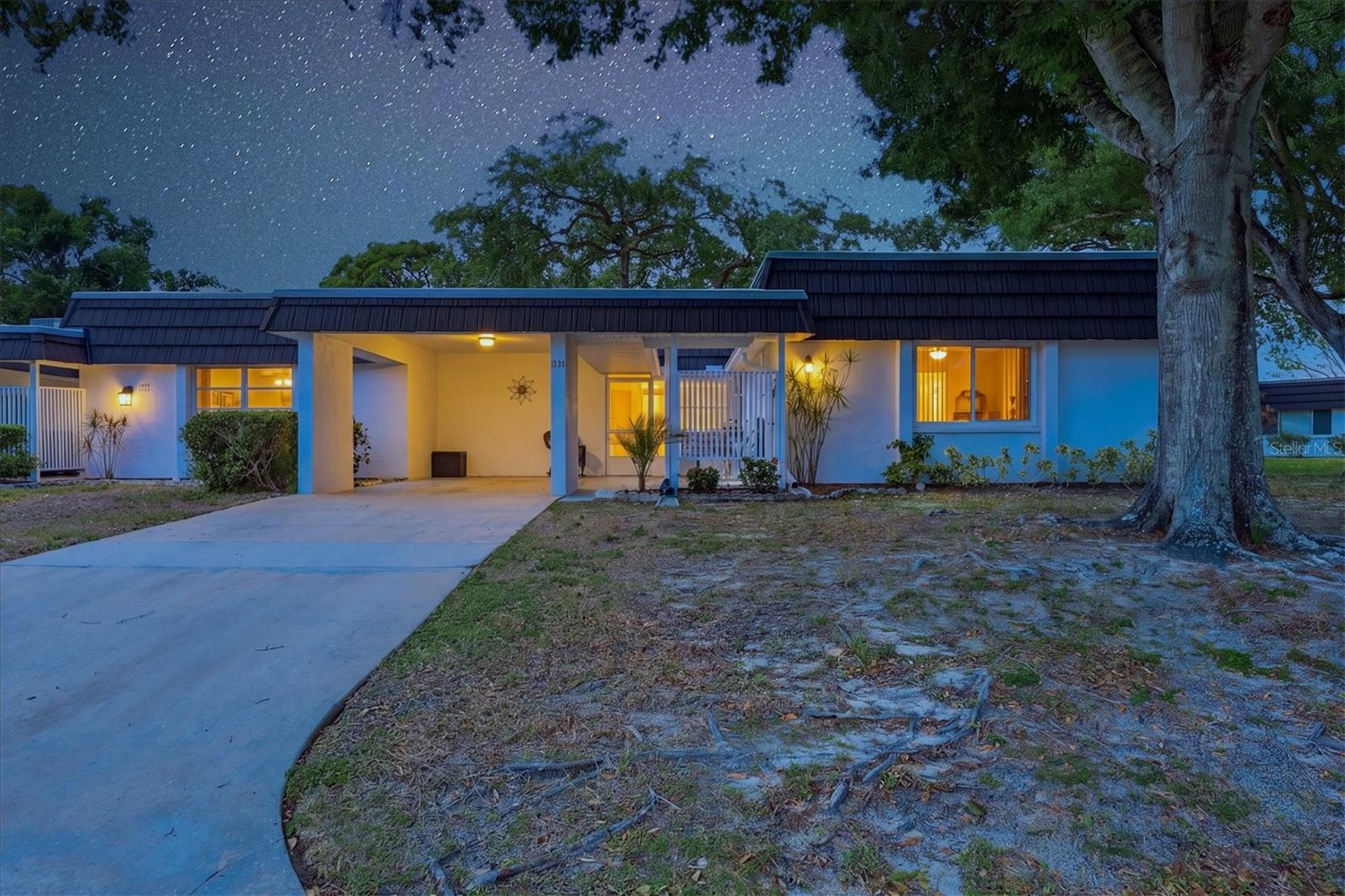 GLEN OAKS RIDGE VILLAS 2 - Residential