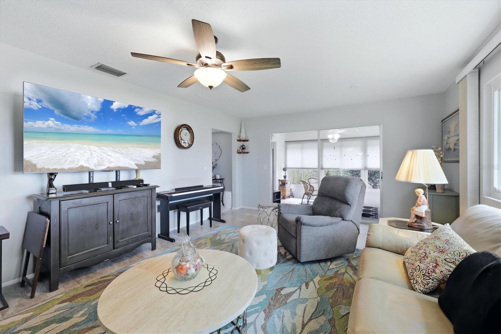 GLEN OAKS RIDGE VILLAS 2 - Residential