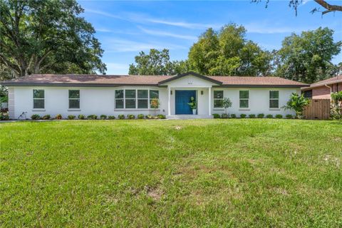 A home in TAMPA