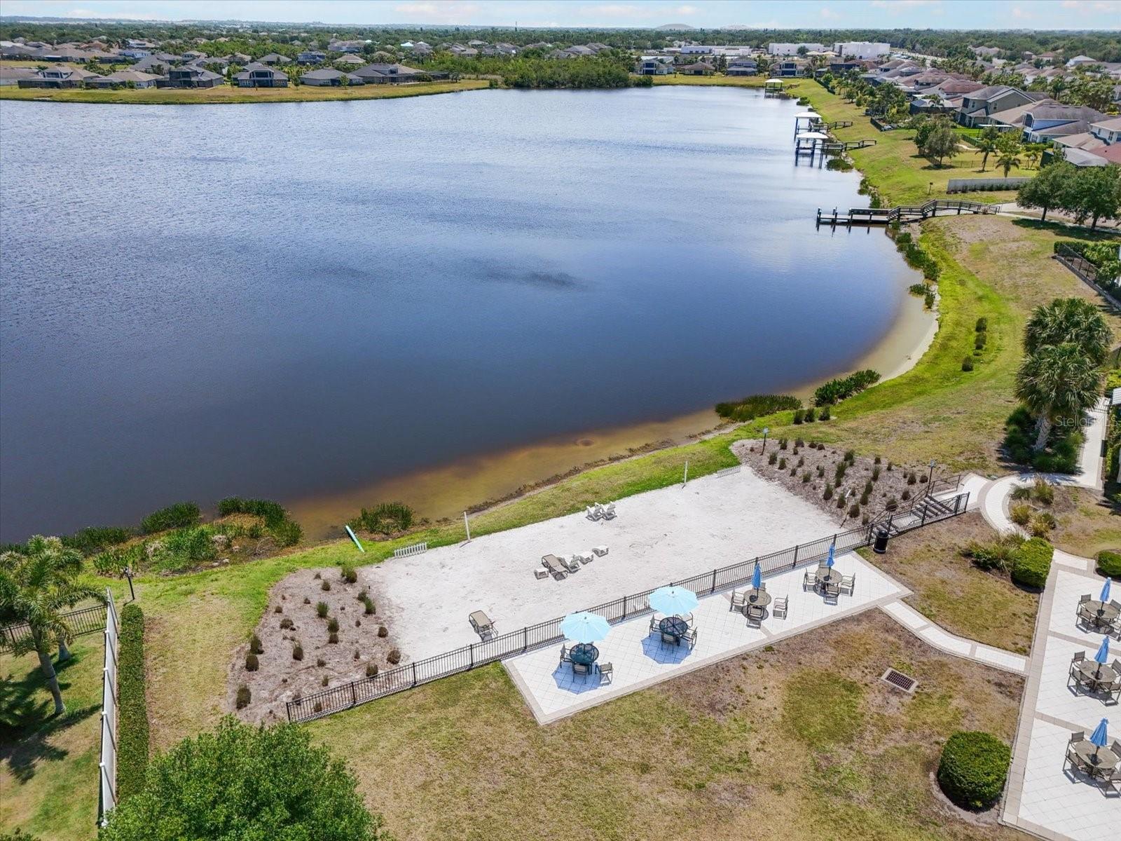 LUCAYA LAKE CLUB PH 4C - Residential