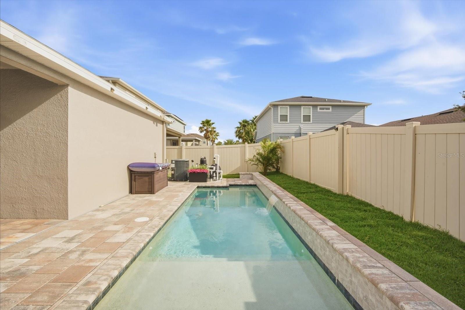 LUCAYA LAKE CLUB PH 4C - Residential
