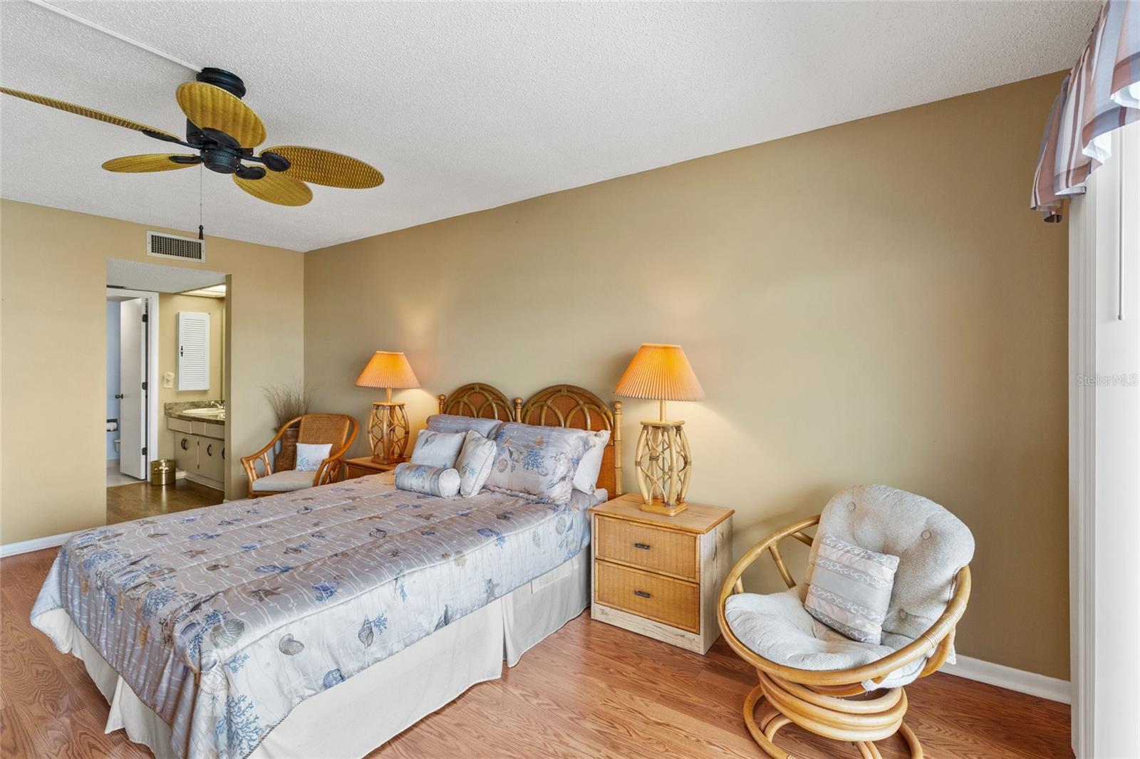 HARBORAGE CONDO BELLEAIR BEACH - Residential