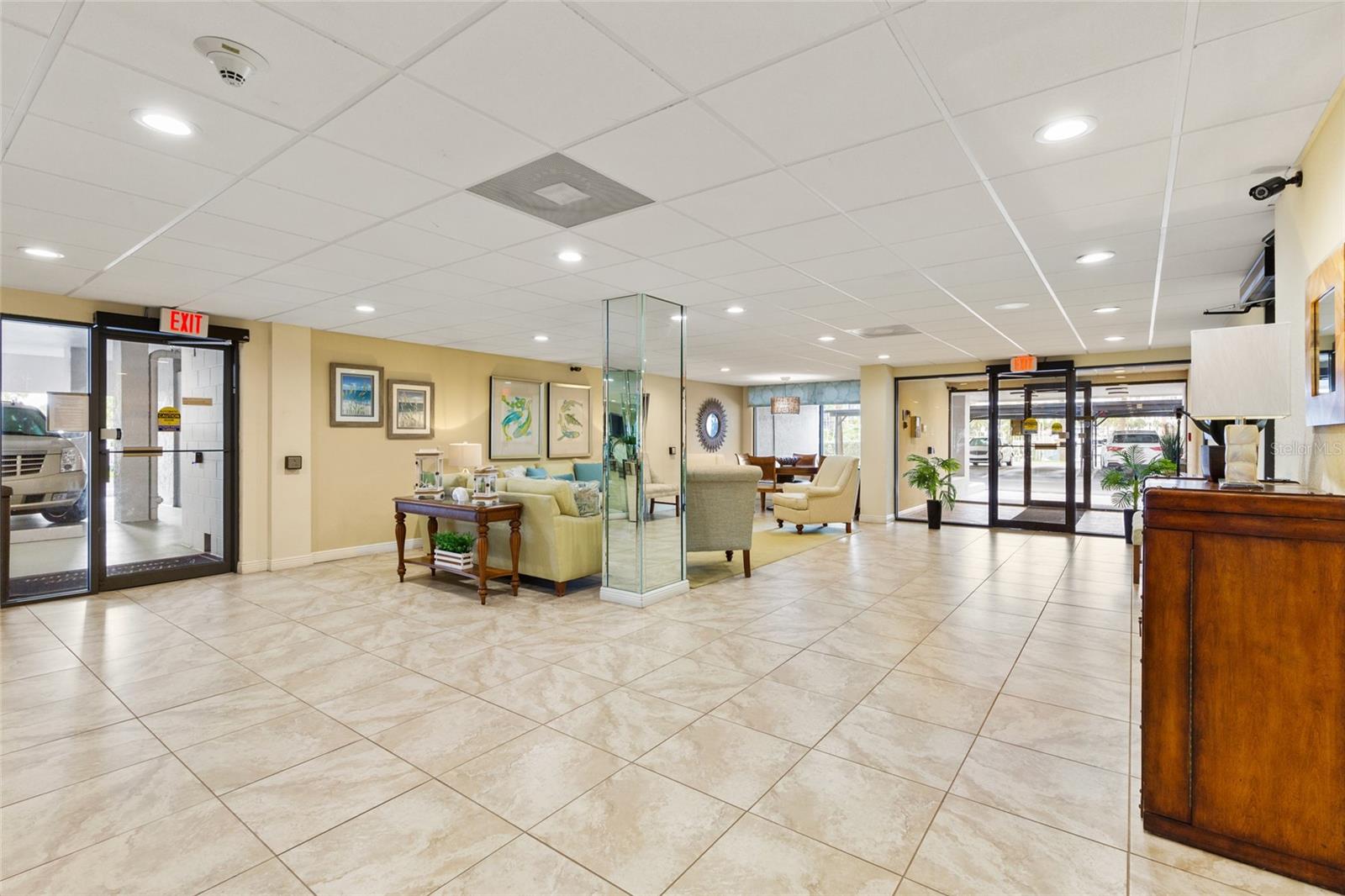 HARBORAGE CONDO BELLEAIR BEACH - Residential