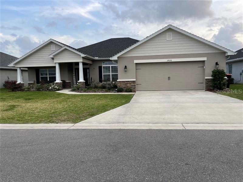 Stunning 4 Bedroom, 3 Bathroom, Nestled in the desirable Brookhaven community, this beautiful one-story home boasts an open floor plan, perfect for entertaining and everyday living. With 2,522 square feet of living space, this property offers ample room for relaxation and recreation.
Enjoy a worry-free lifestyle with the following services included: - Lawn mowing and maintenance, including fertilizers and treatments, - Bi-annual HVAC service for optimal comfort, - Annual dryer maintenance for safety and efficiency, - Quarterly pest control services through Home Team, Plus HOA fee included on the rent!
Don't miss out on this incredible opportunity to rent a stunning home in a sought-after community! Fast Approvals!! Move In Ready!! Se Habla Espanol.