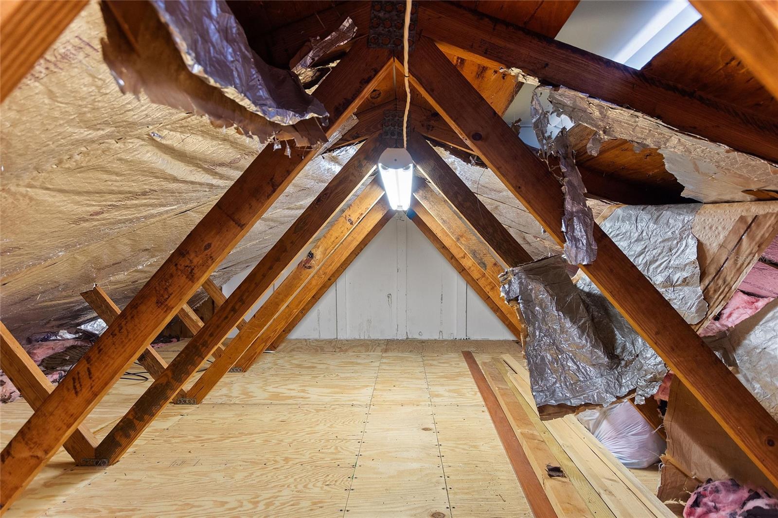 GROVE ESTATES SECOND ADD - Residential