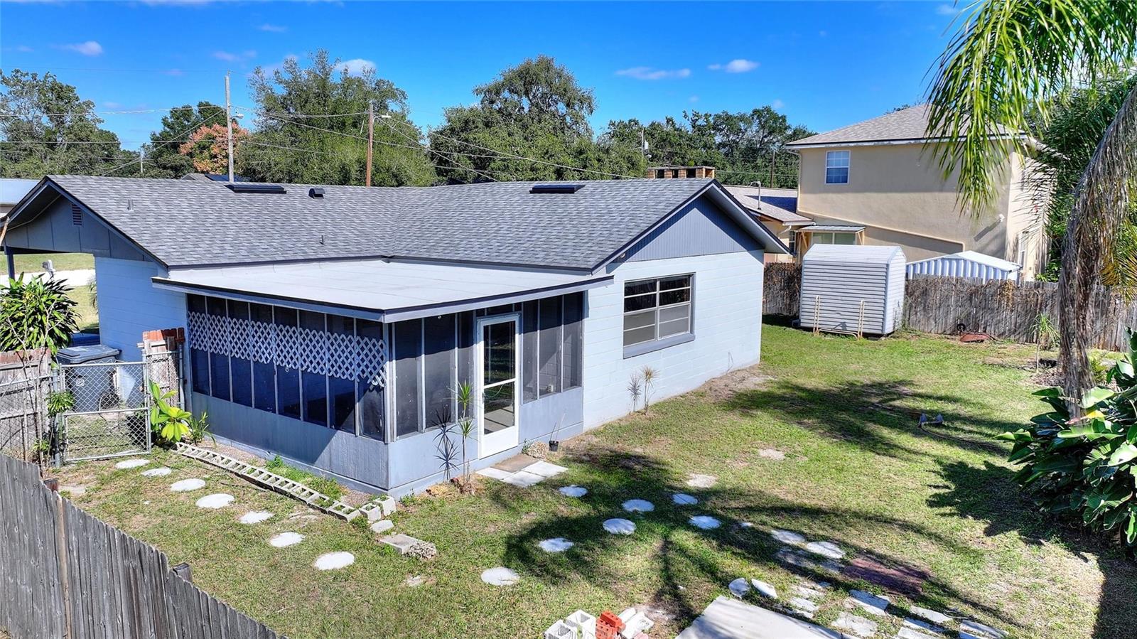 GROVE ESTATES SECOND ADD - Residential