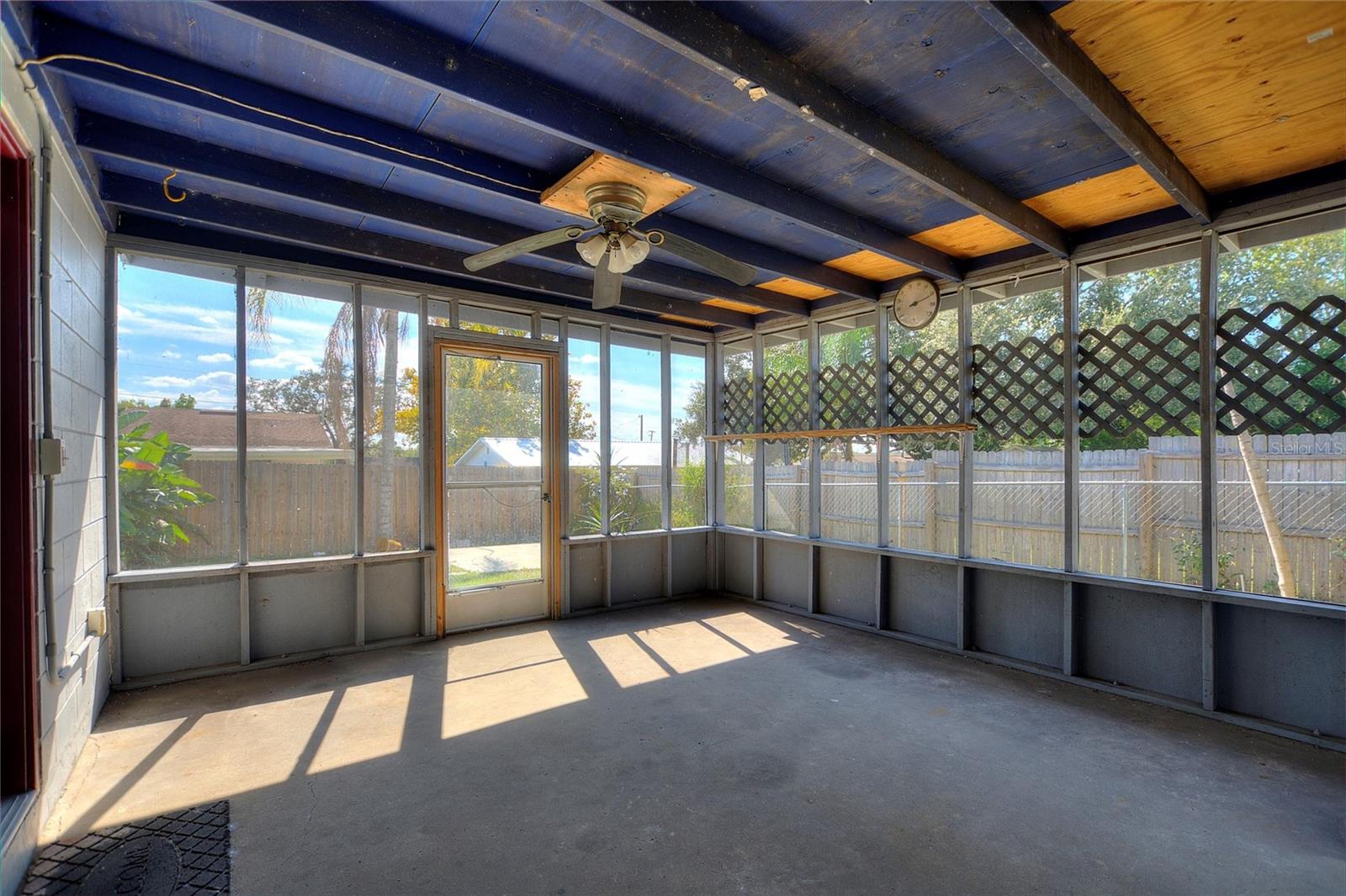 GROVE ESTATES SECOND ADD - Residential