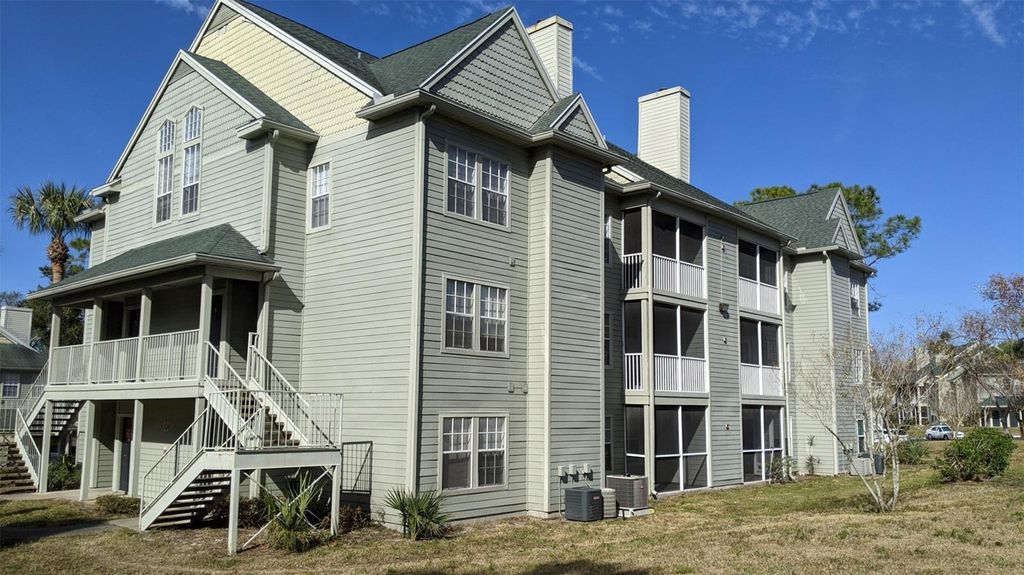 Photo of 6190 Westgate Drive #303, Orlando, FL 32835 (MLS # O6408251)
