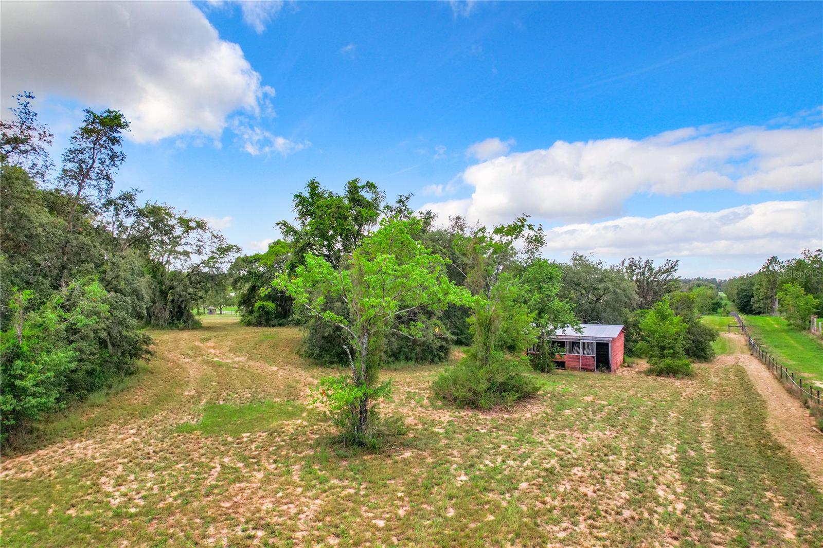 AVALON HILLS SUB - Land