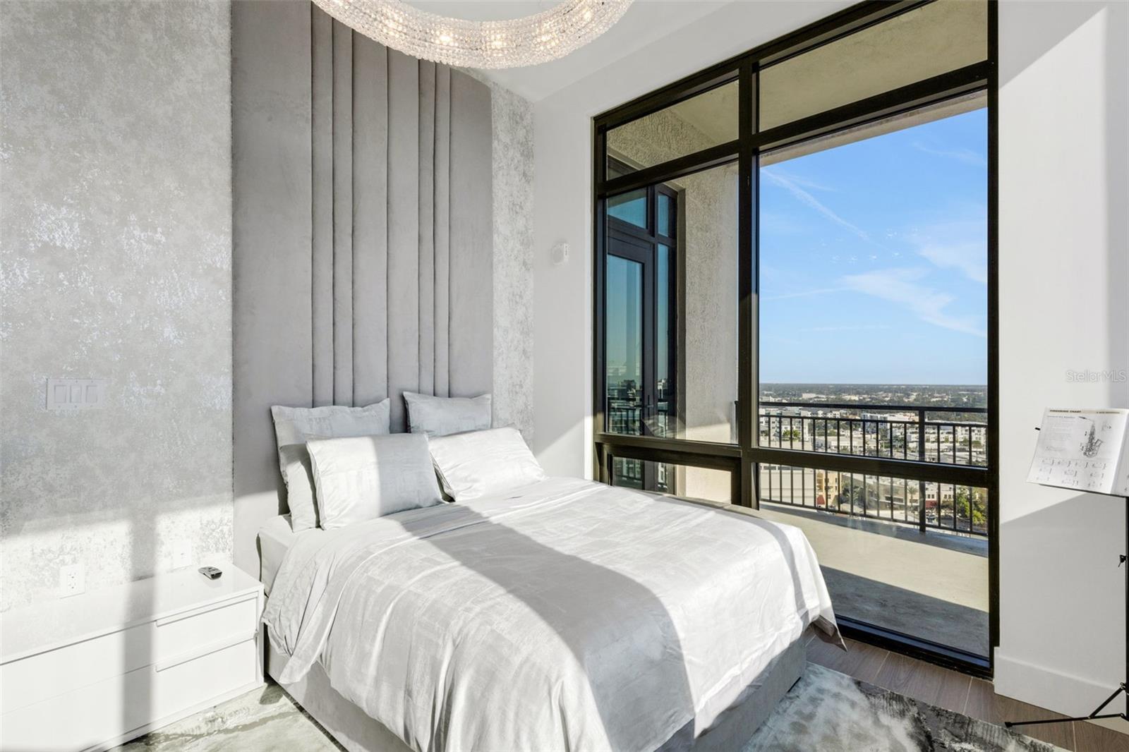 DEMARCAY - Residential