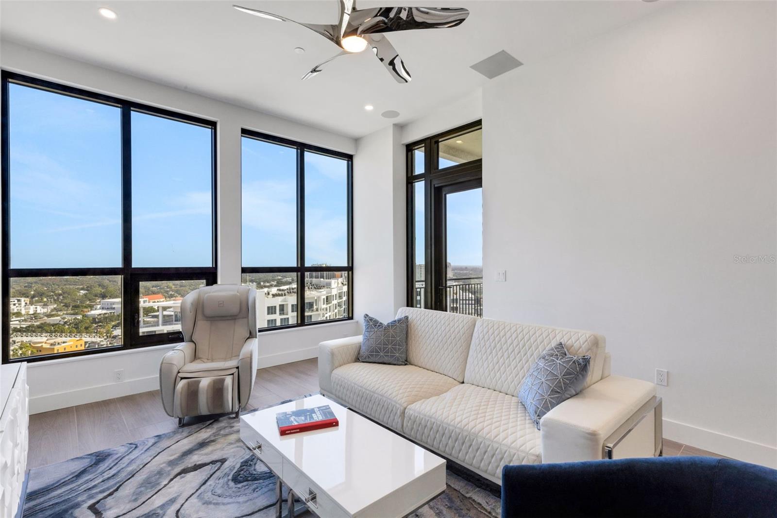 DEMARCAY - Residential