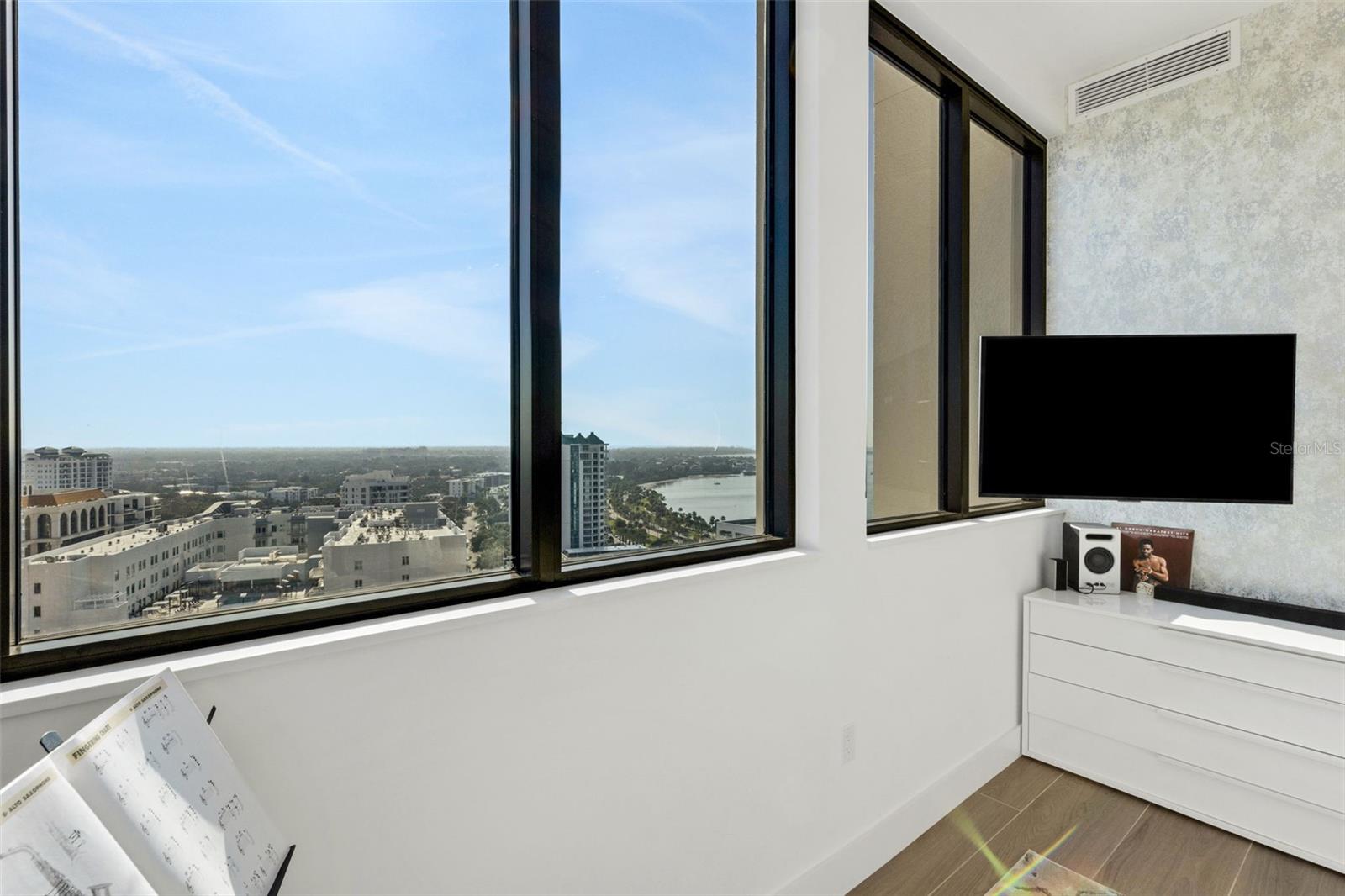 DEMARCAY - Residential