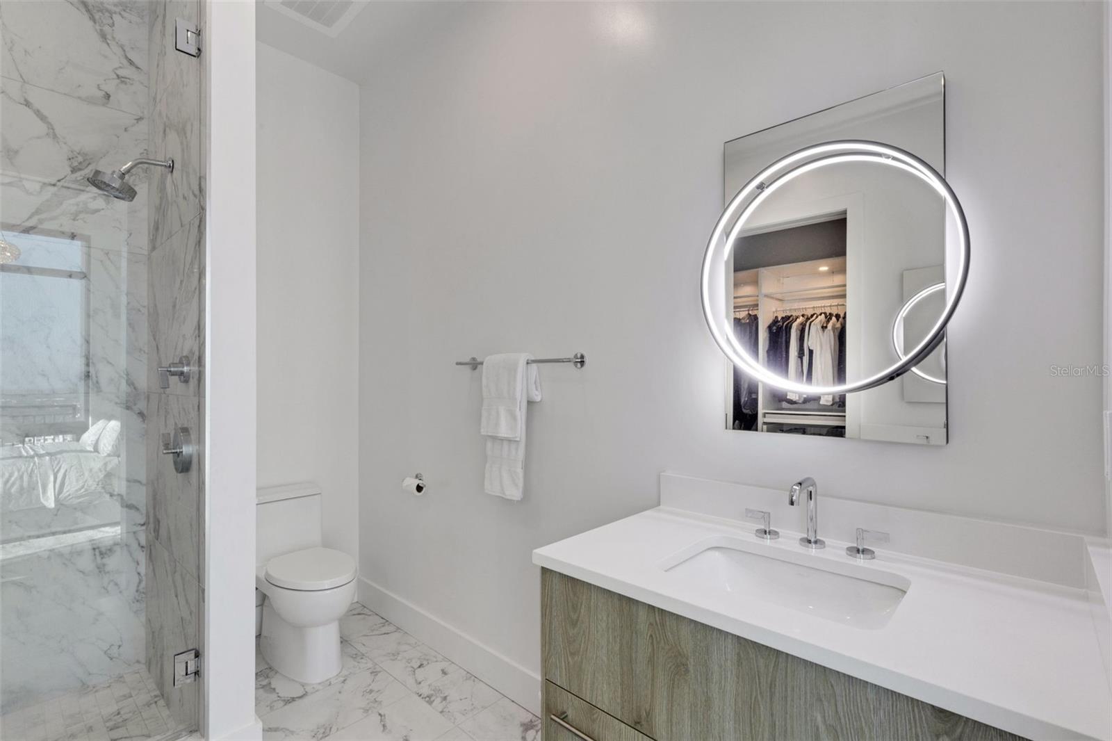 DEMARCAY - Residential