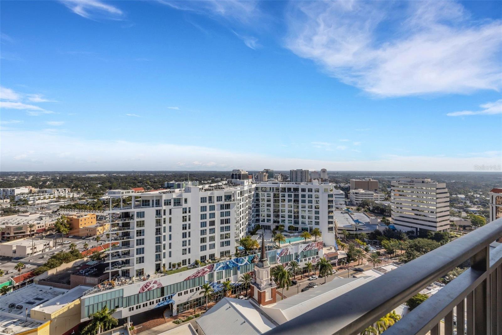 DEMARCAY - Residential