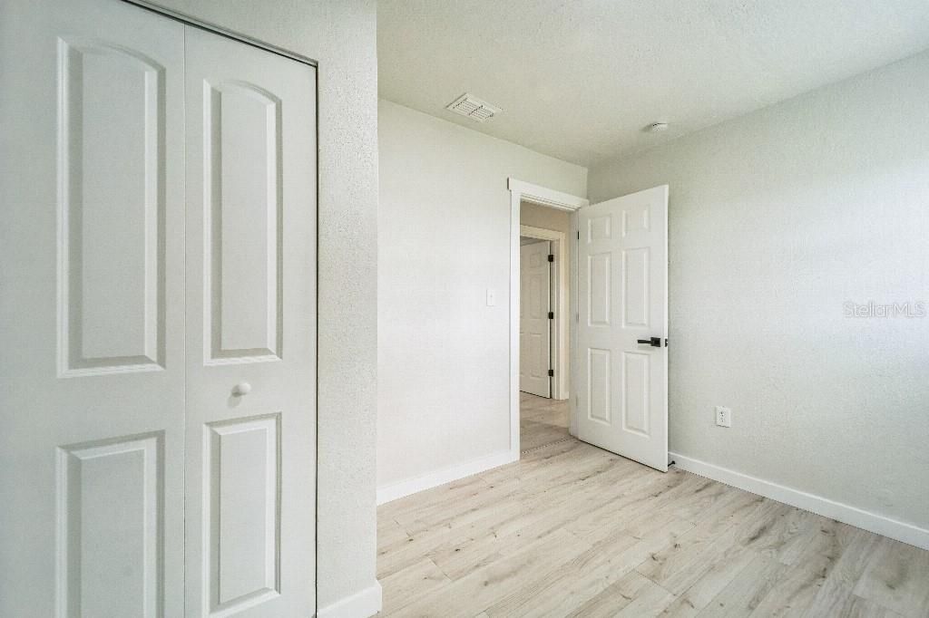 listing image 40