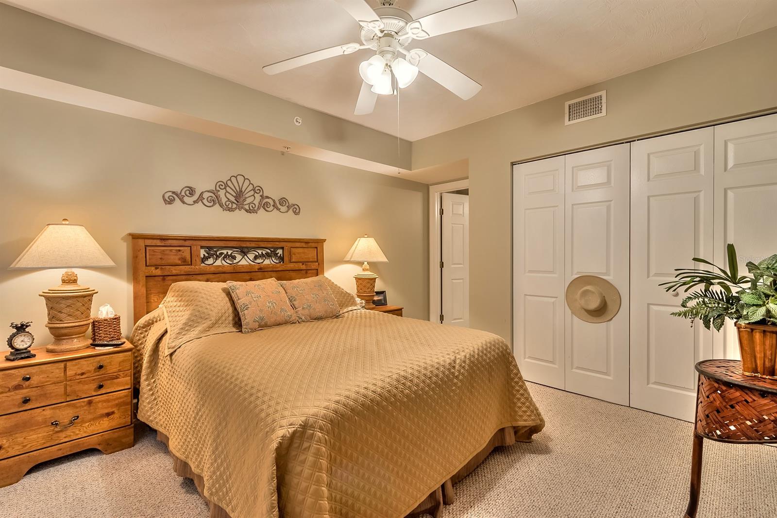 Towers Grande Condo - Residential