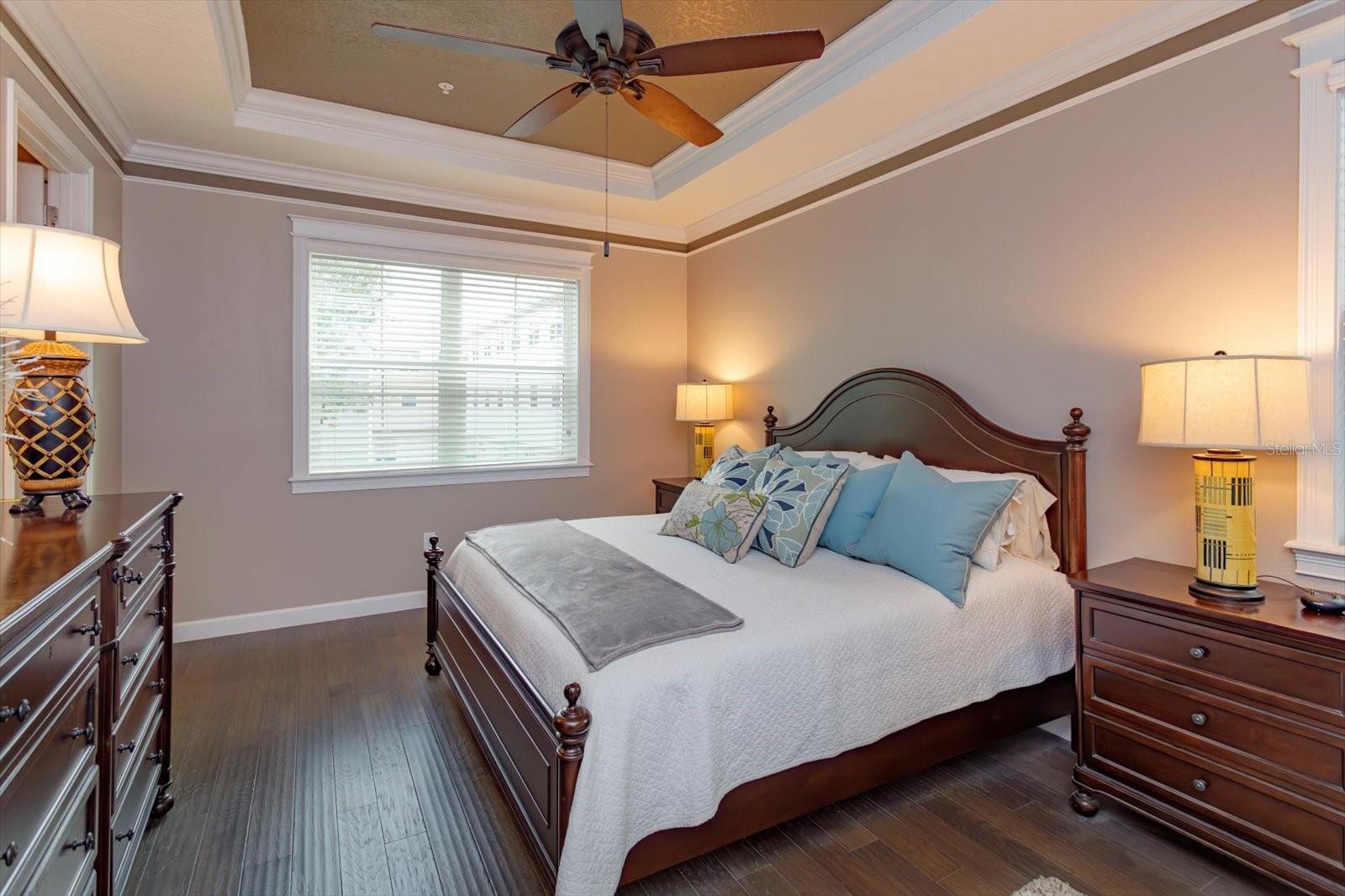 GRANDE OAKS AT HEATHROW - Residential