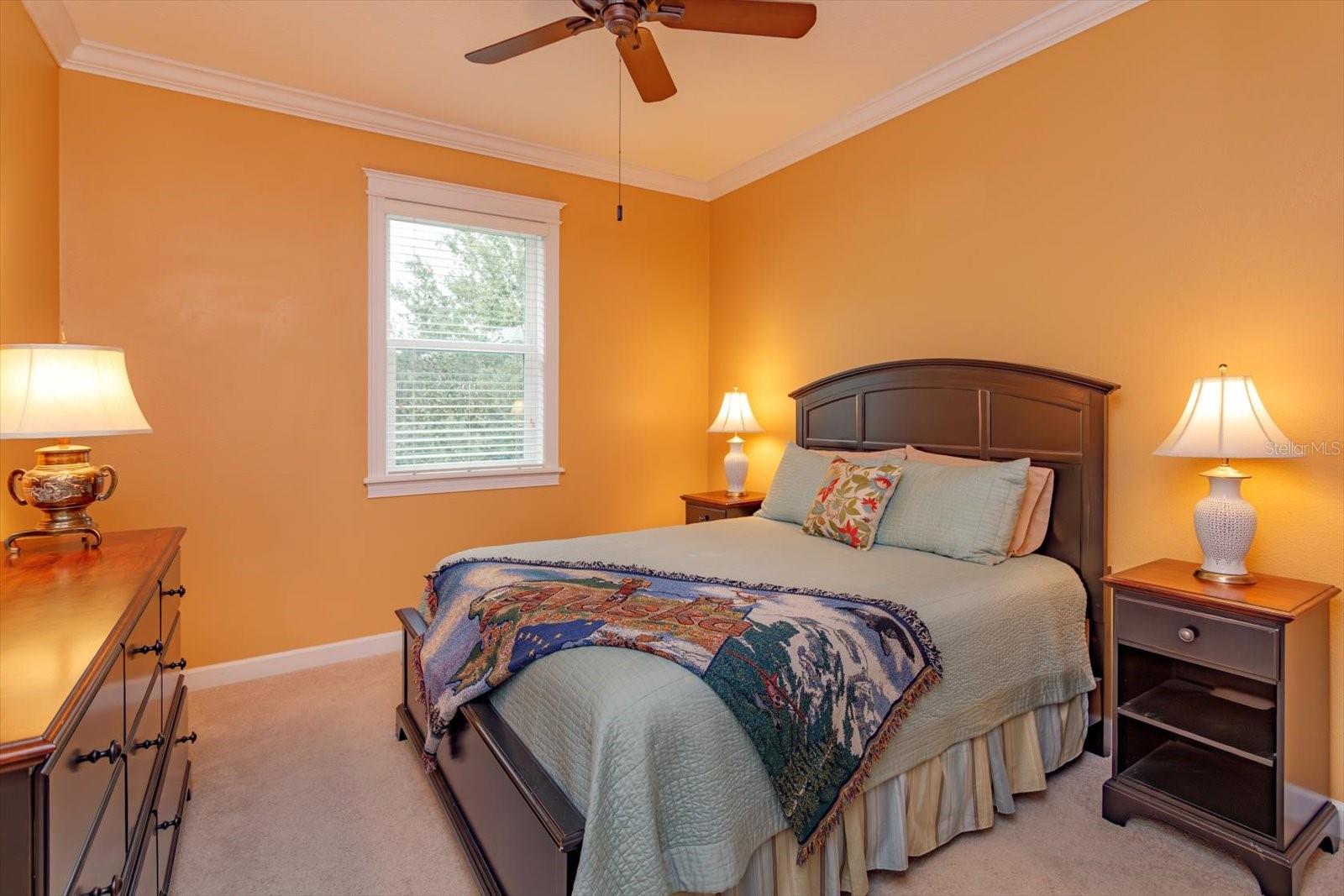 GRANDE OAKS AT HEATHROW - Residential