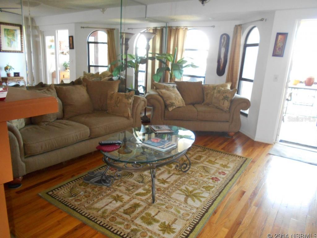 Marina Bay Twnhms - Residential