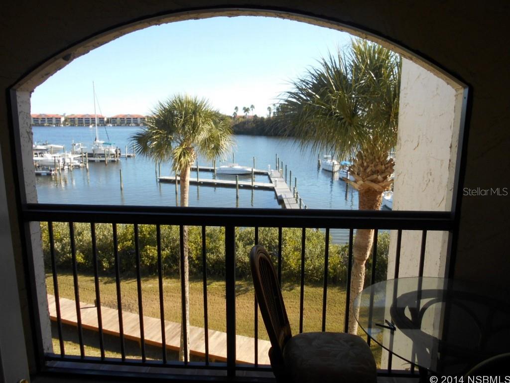 Marina Bay Twnhms - Residential