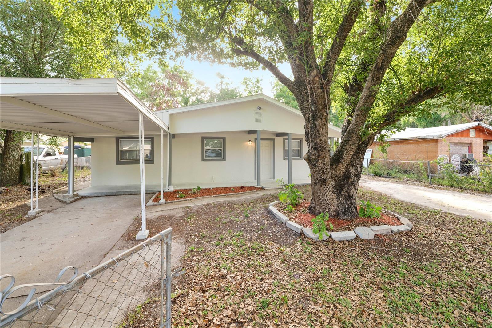 LAKE VIEW TERRACE - Residential